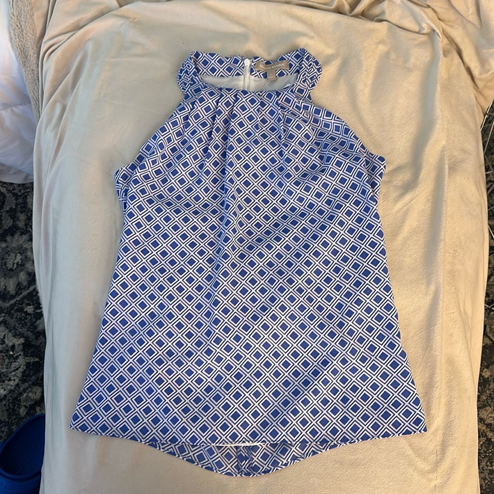 Banana Republic Sleeveless Blue & White Blouse